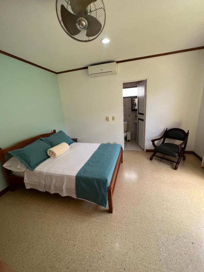 Hotel Caucasia ภายนอก รูปภาพ