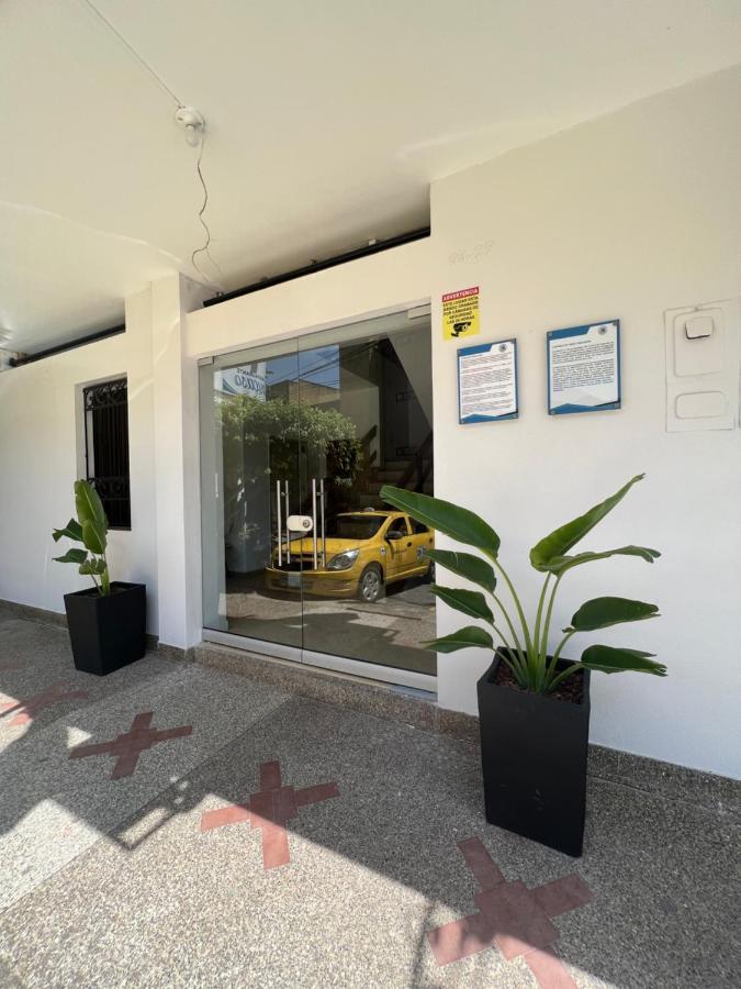 Hotel Caucasia ภายนอก รูปภาพ
